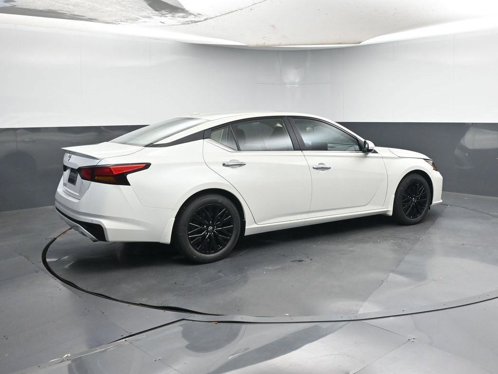 New 2025 Nissan Altima 2.5 SV w/ SV Special Edition Package image 5