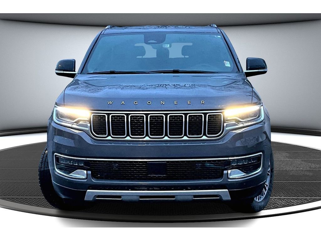 Used 2024 Jeep Wagoneer L Series II w/ Flexible Seating Group image 4