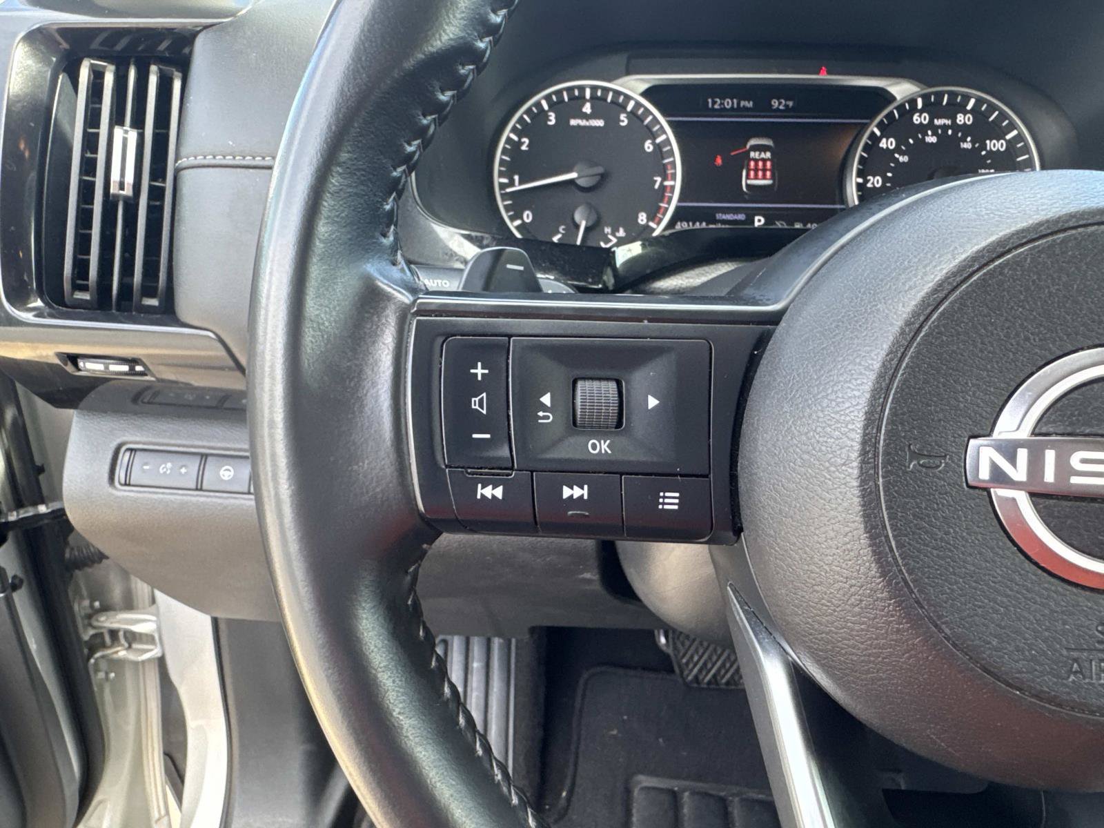Used 2024 Nissan Pathfinder SV FWD image 23