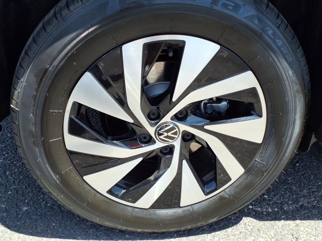 New 2025 Volkswagen Tiguan S image 9