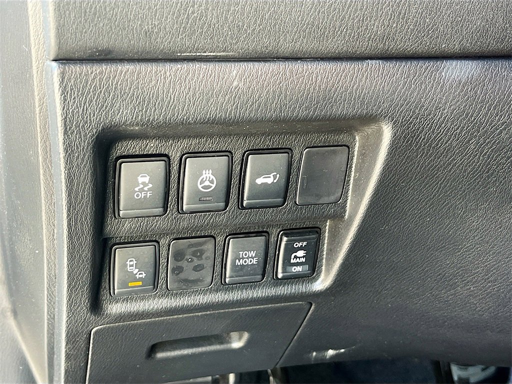 Certified 2020 Nissan Pathfinder Platinum image 10