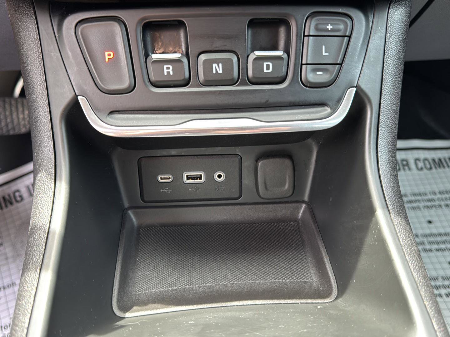 Used 2021 GMC Terrain SLE w/ Driver Convenience Package AWD/4WD image 15