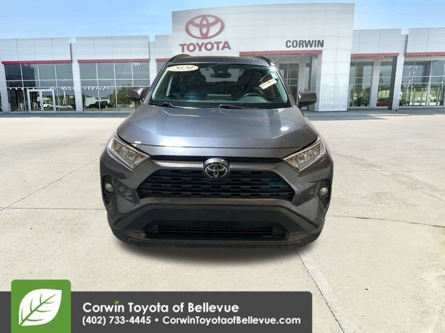 Used 2020 Toyota RAV4 XLE Premium image 3