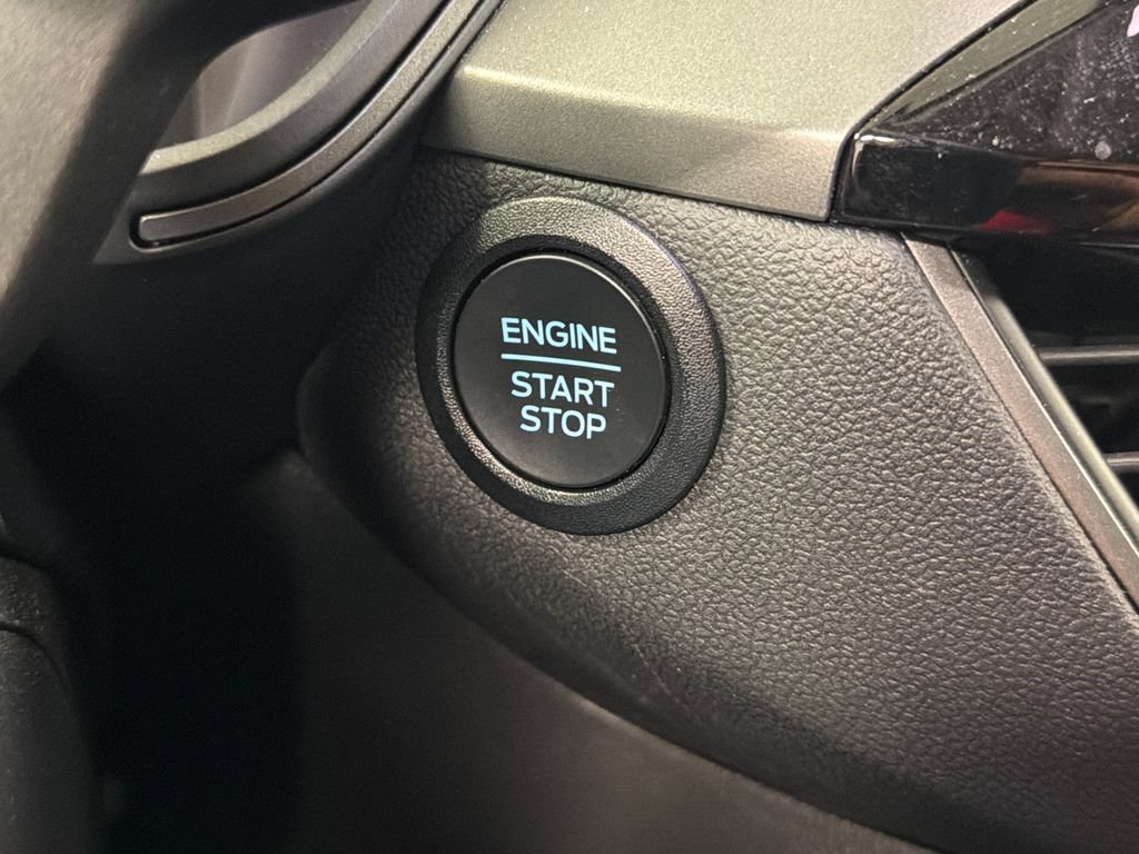 Used 2025 Ford Escape Active FWD image 38