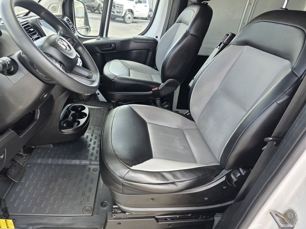 Used 2023 RAM ProMaster 2500 image 16