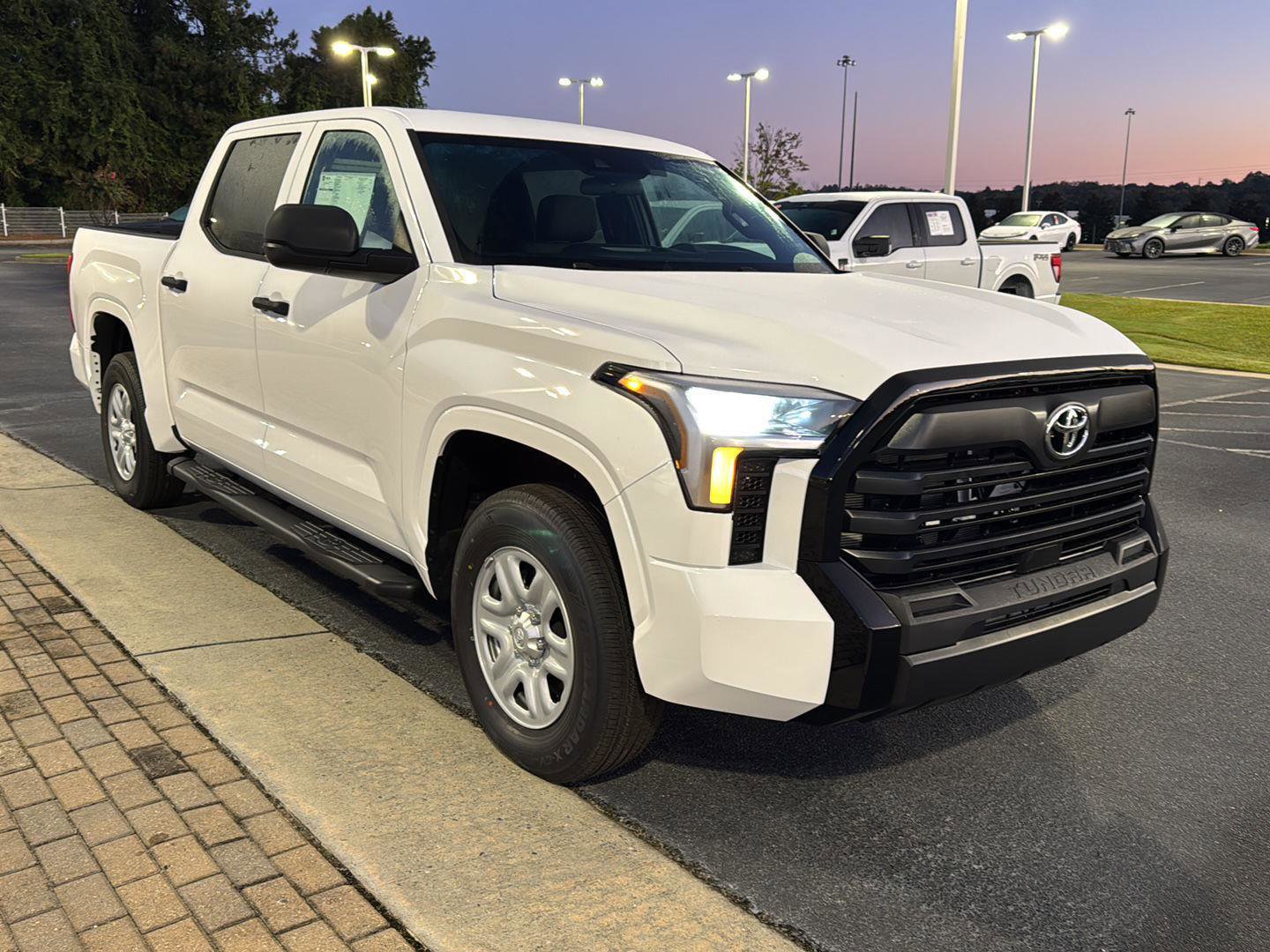 New 2026 Toyota Tundra SR image 6