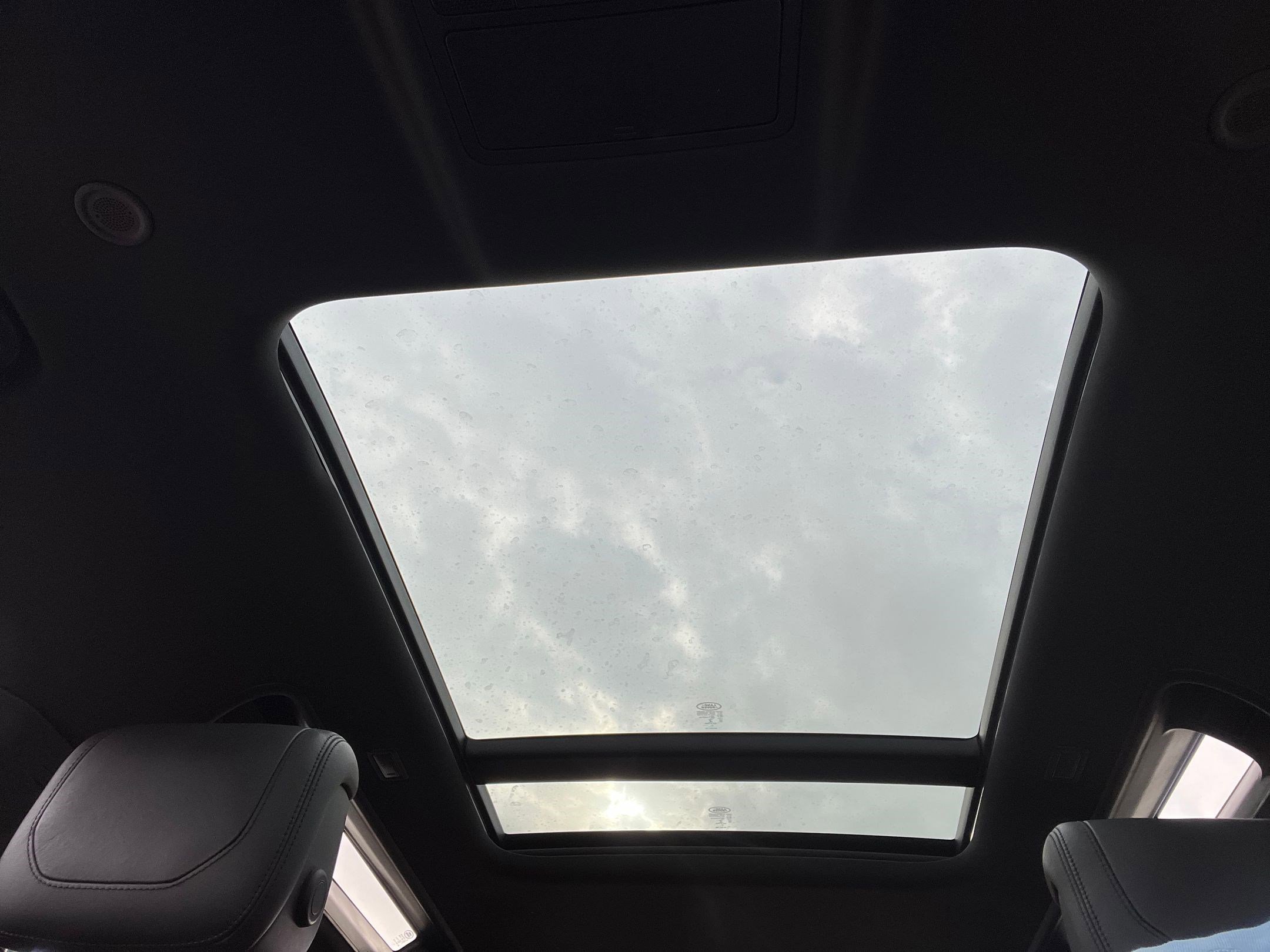 Used 2022 Land Rover Defender 90 V8 image 13