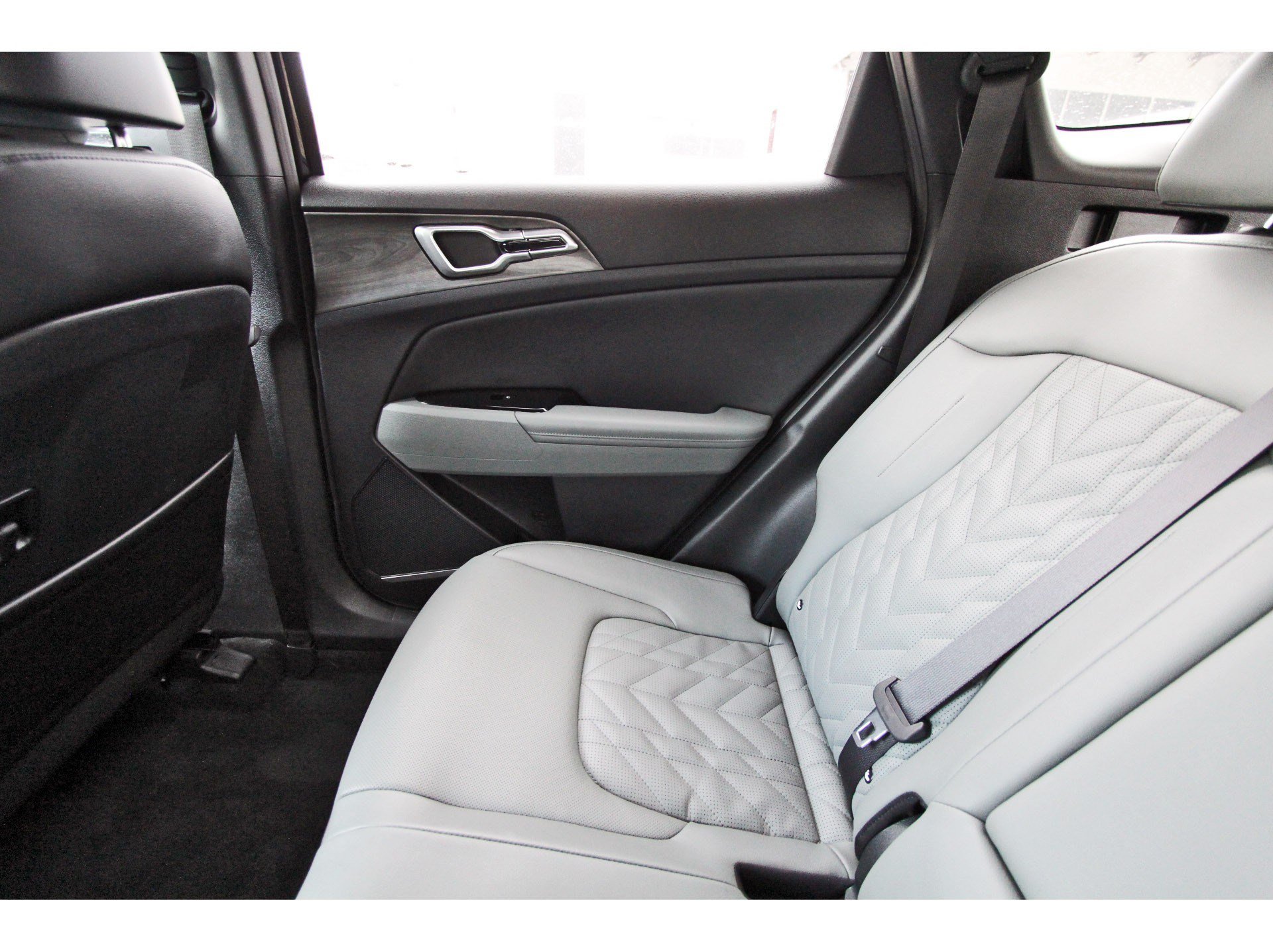 Certified 2024 Kia Sportage X-Line w/ X-Line Premium Package AWD/4WD image 15