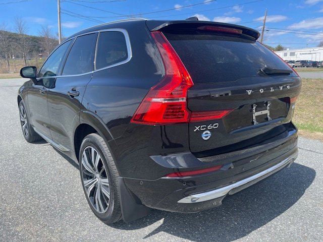 Used 2023 Volvo XC60 B5 Plus w/ Climate Package AWD/4WD image 2