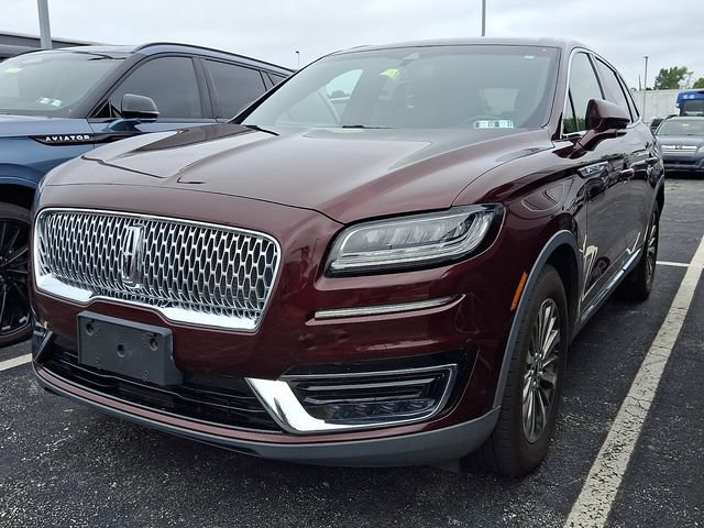 Used 2019 Lincoln Nautilus Select AWD/4WD image 3