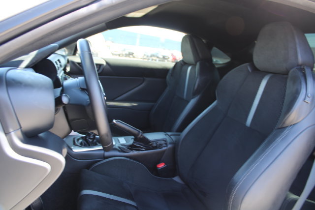 Used 2023 Toyota GR86 Premium RWD image 32