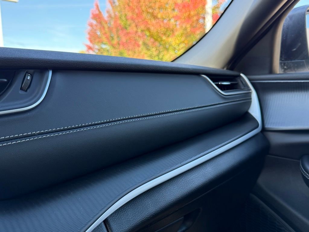 New 2025 Jeep Grand Cherokee Laredo w/ Trailer Tow Package image 24