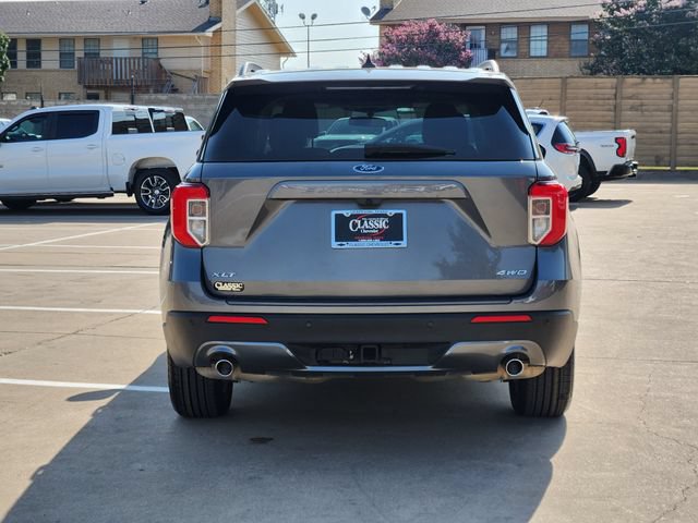 Used 2023 Ford Explorer XLT w/ Equipment Group 202A AWD/4WD image 13