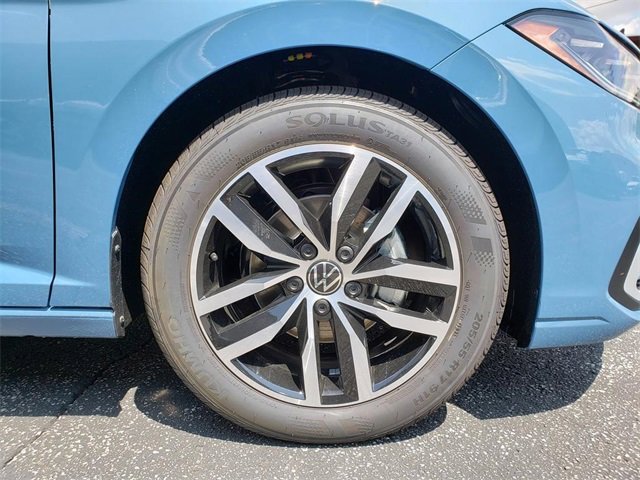 New 2025 Volkswagen Jetta SE image 12