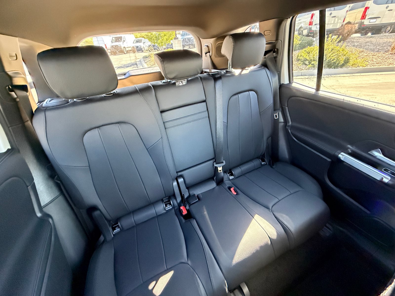 New 2026 Mercedes-Benz GLB 250 4MATIC image 18