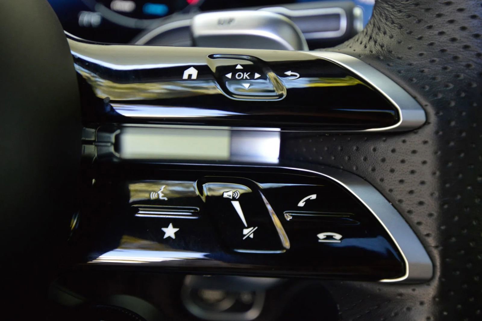 Used 2025 Mercedes-Benz GLE 53 AMG 4MATIC image 45