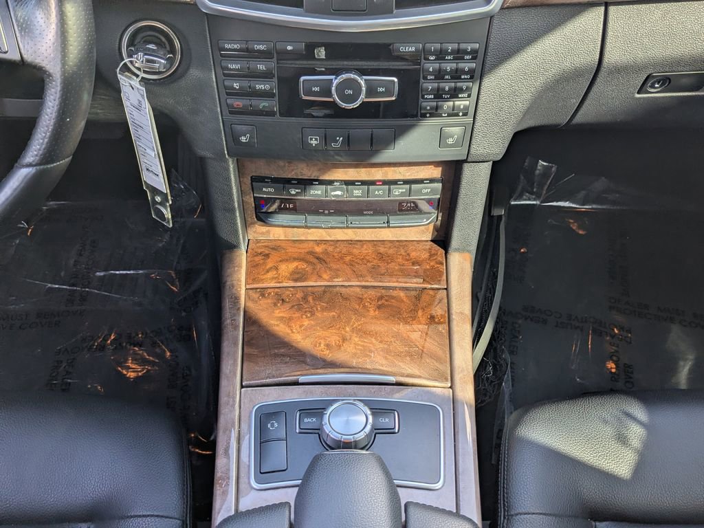 Used 2013 Mercedes-Benz E 400 Sport Sedan image 6
