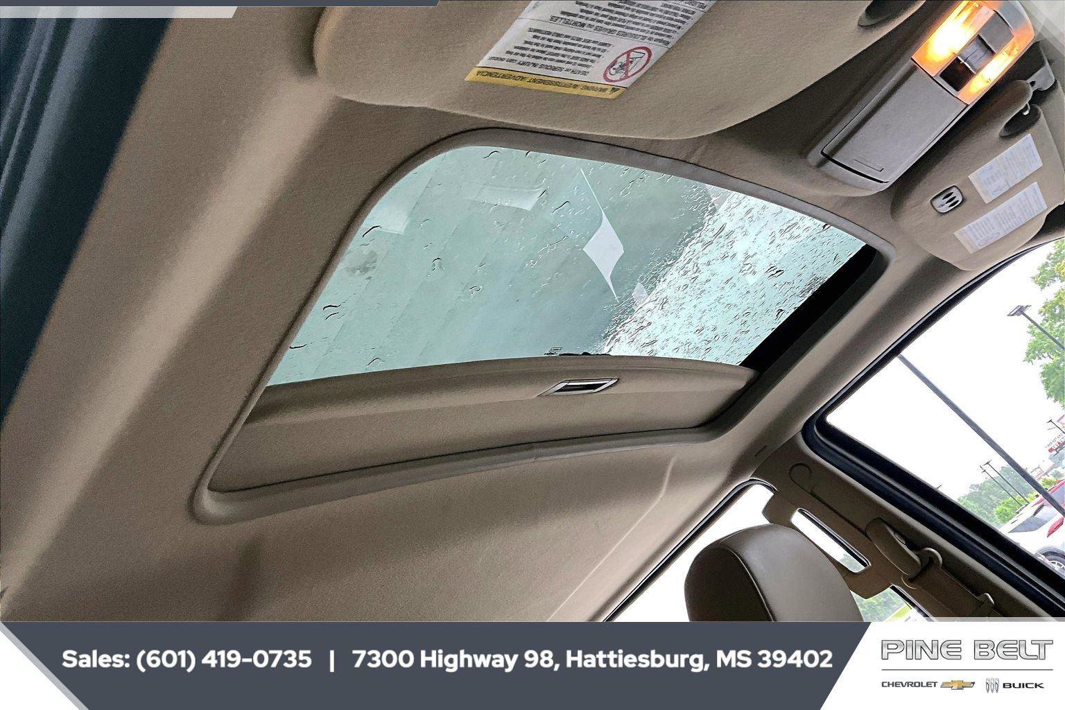 Used 2017 Ford Expedition Limited w/ Equipment Group 301A RWD image 16