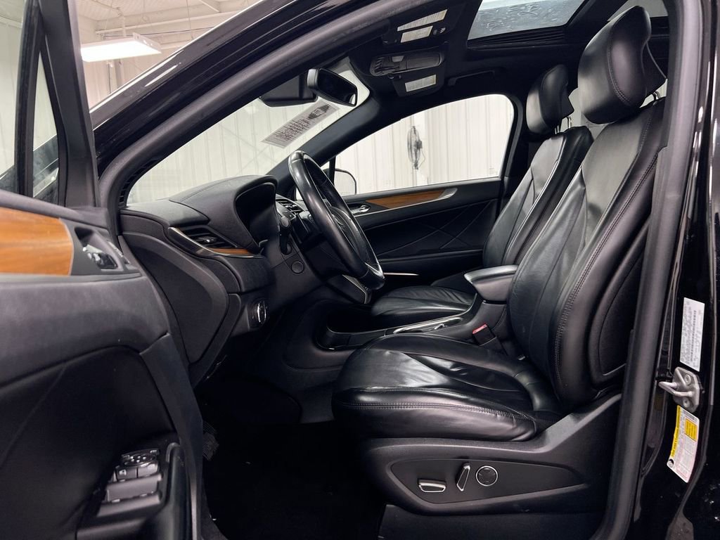 Used 2019 Lincoln MKC Reserve w/ MKC Climate Package image 21