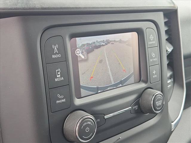 Used 2020 RAM 1500 Big Horn AWD/4WD image 13
