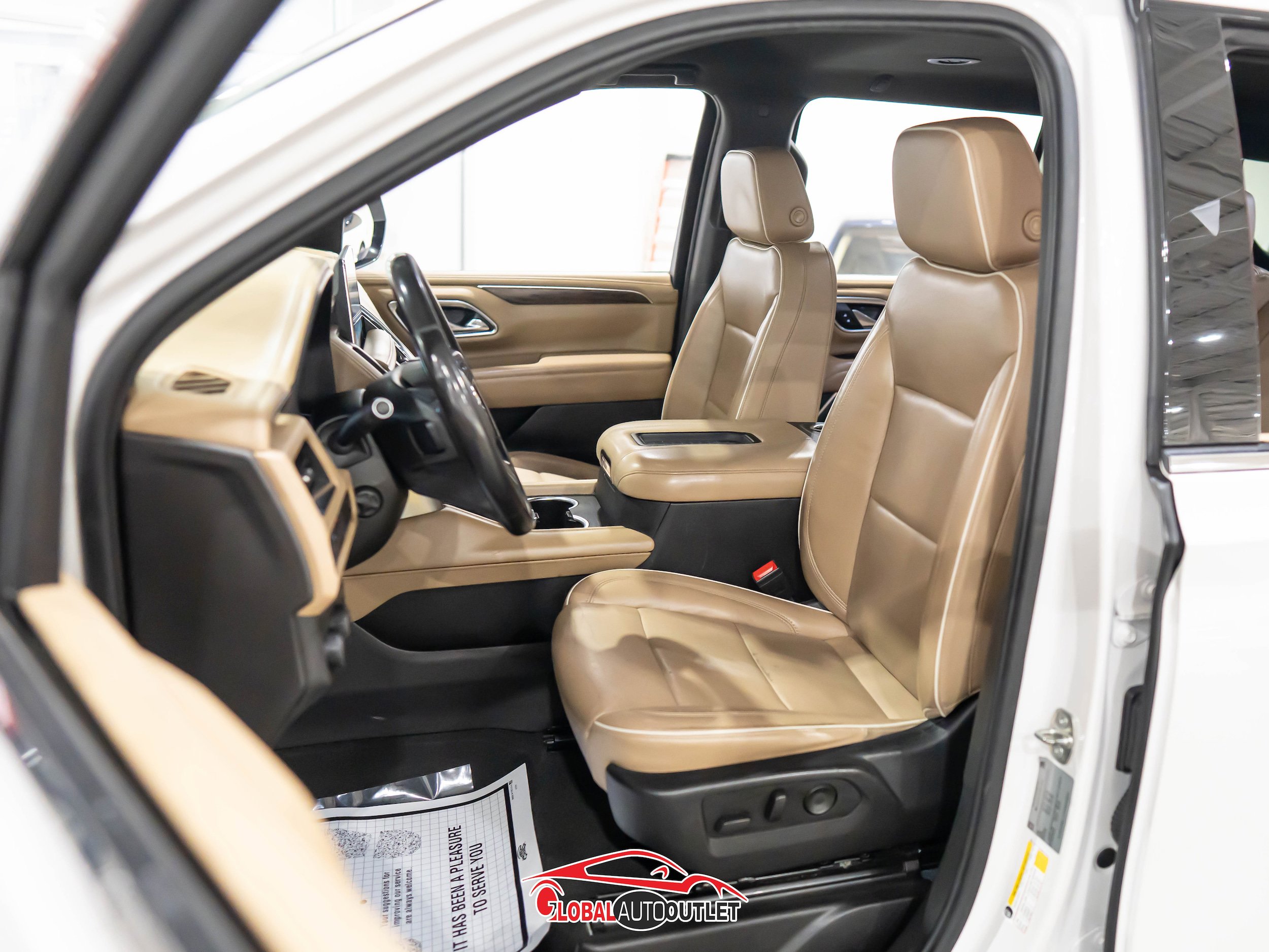 Used 2021 Chevrolet Suburban Premier RWD image 16
