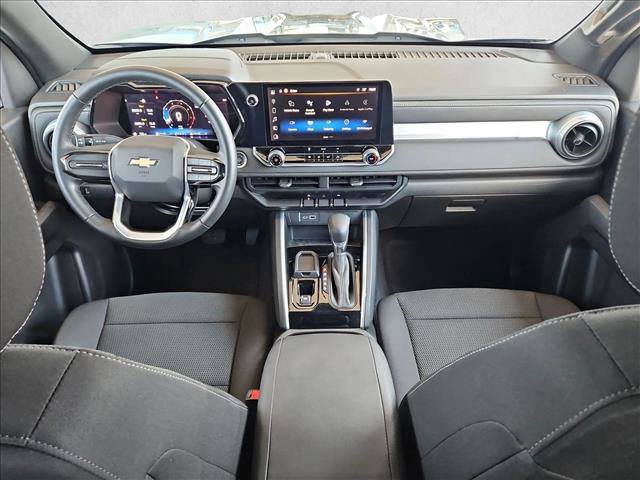 Used 2024 Chevrolet Colorado LT RWD image 18
