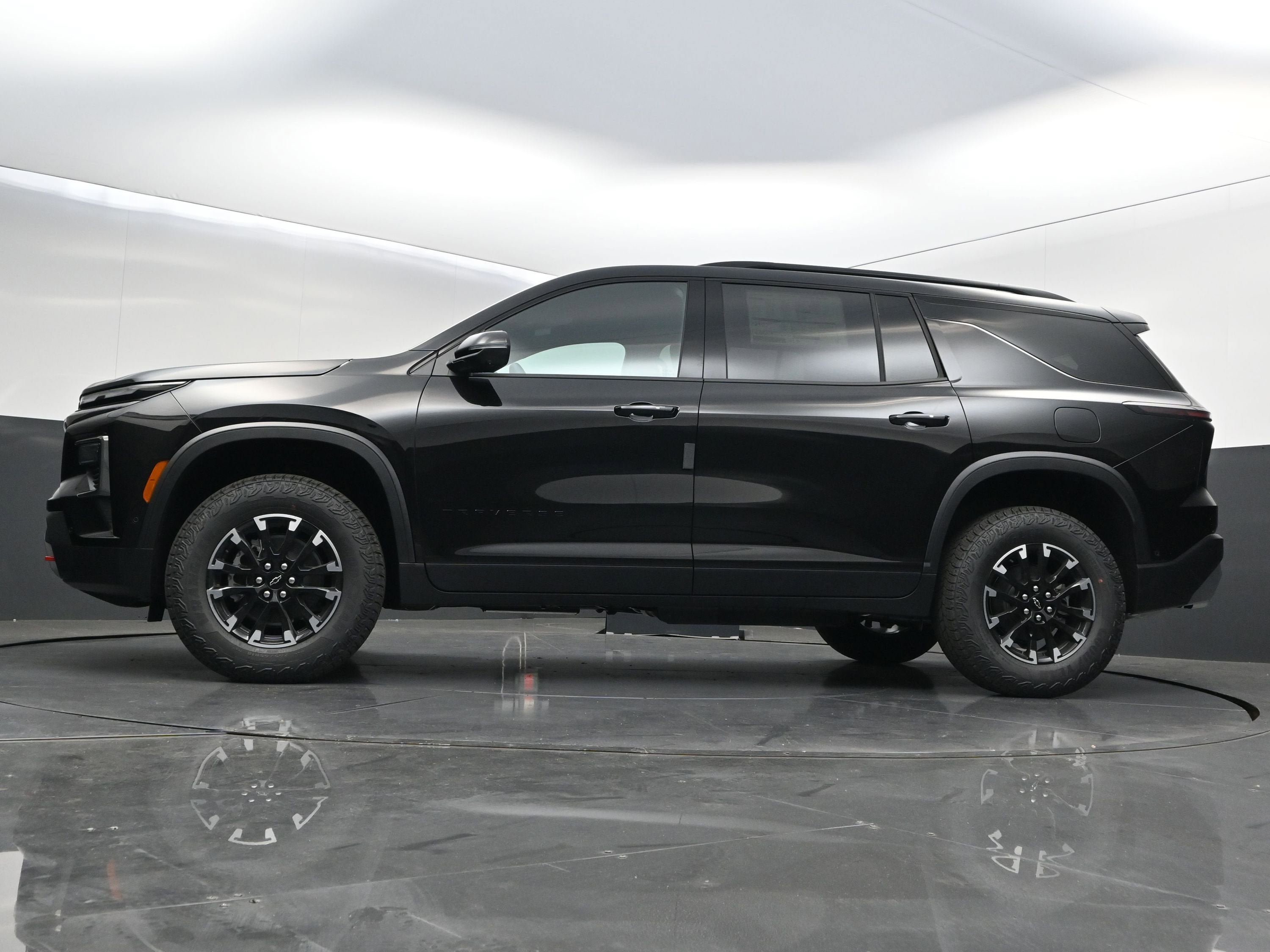 New 2026 Chevrolet Traverse Z71 w/ Enhanced Driving Package AWD/4WD image 48