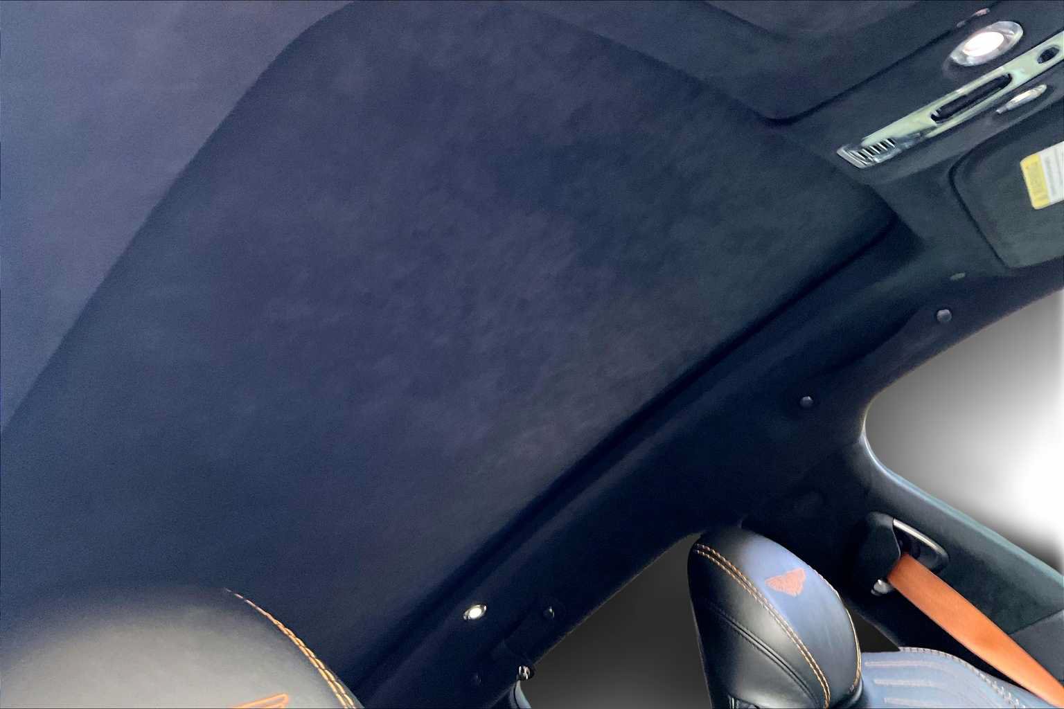 Used 2021 Aston Martin DBX AWD/4WD image 14