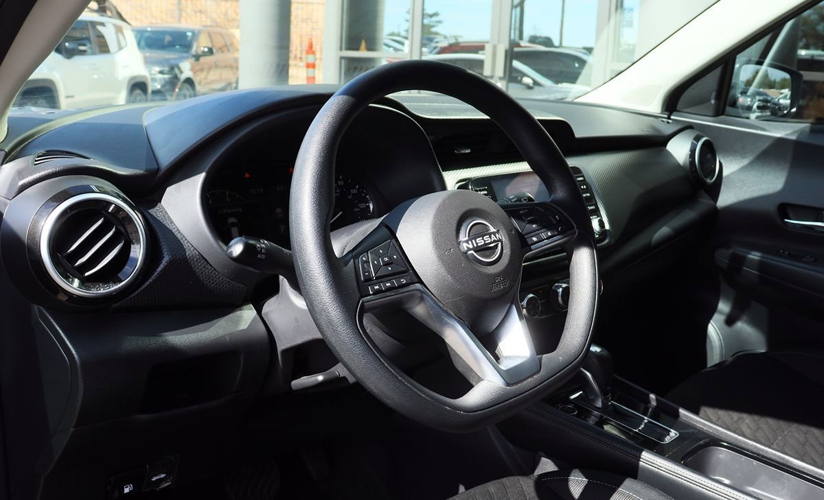 Used 2024 Nissan Kicks SV FWD image 39
