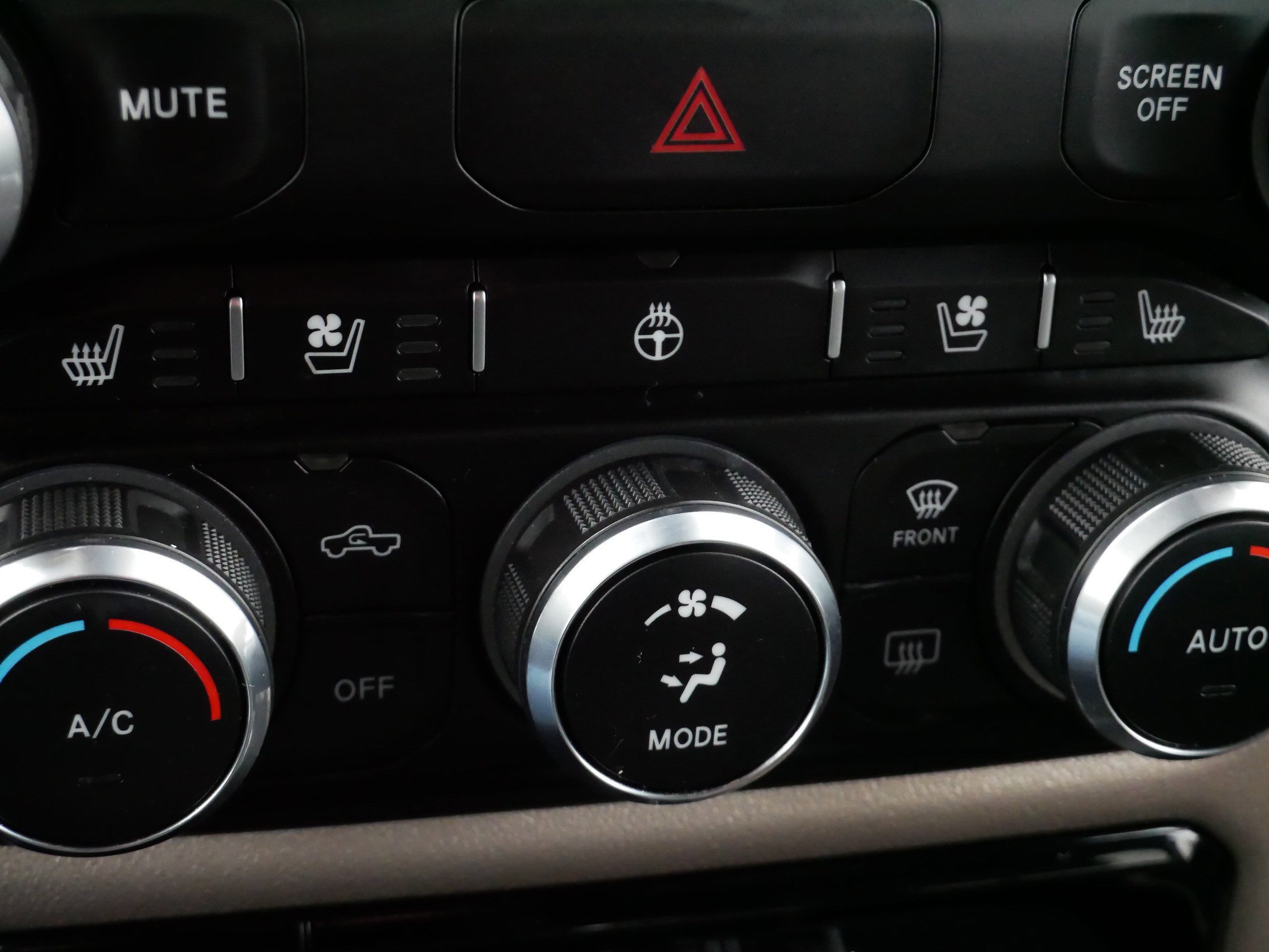 Used 2022 RAM 1500 Laramie image 29