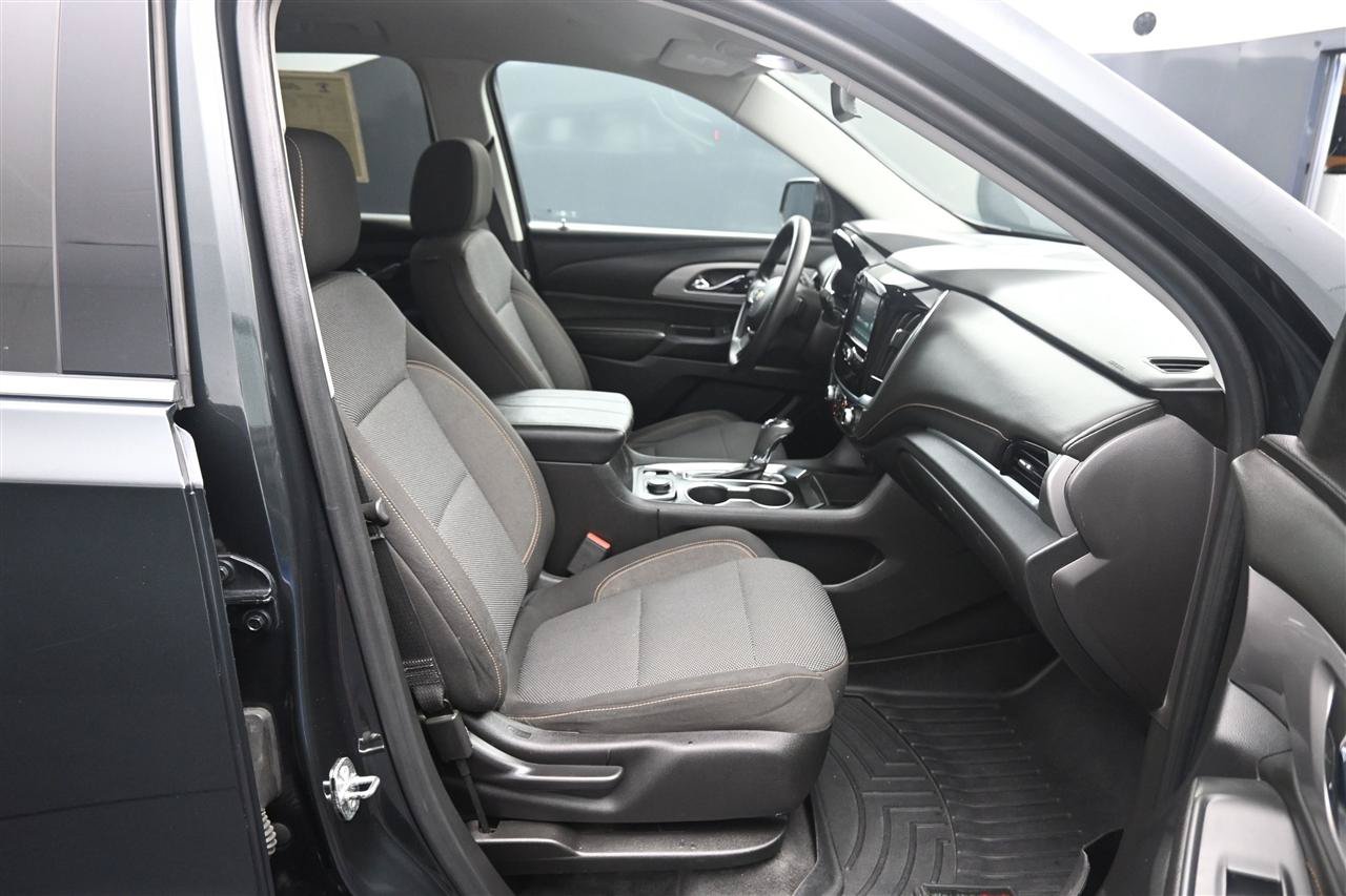 Used 2018 Chevrolet Traverse LS AWD/4WD image 9
