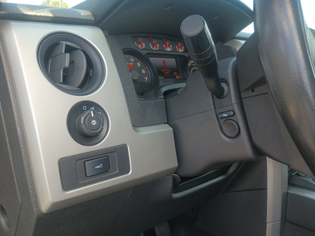 Used 2013 Ford F150 Raptor w/ Luxury Equipment Group AWD/4WD image 20