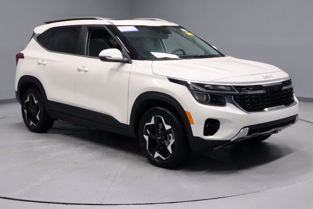 Used 2024 Kia Seltos EX