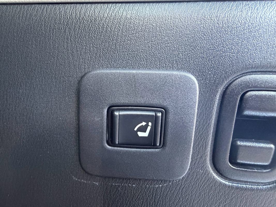 Used 2019 INFINITI QX60 Luxe w/ Sensory Package image 10