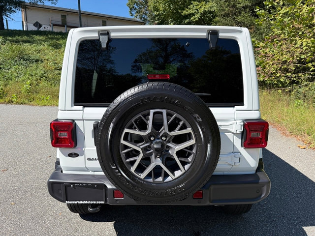 New 2025 Jeep Wrangler Unlimited Sahara image 8