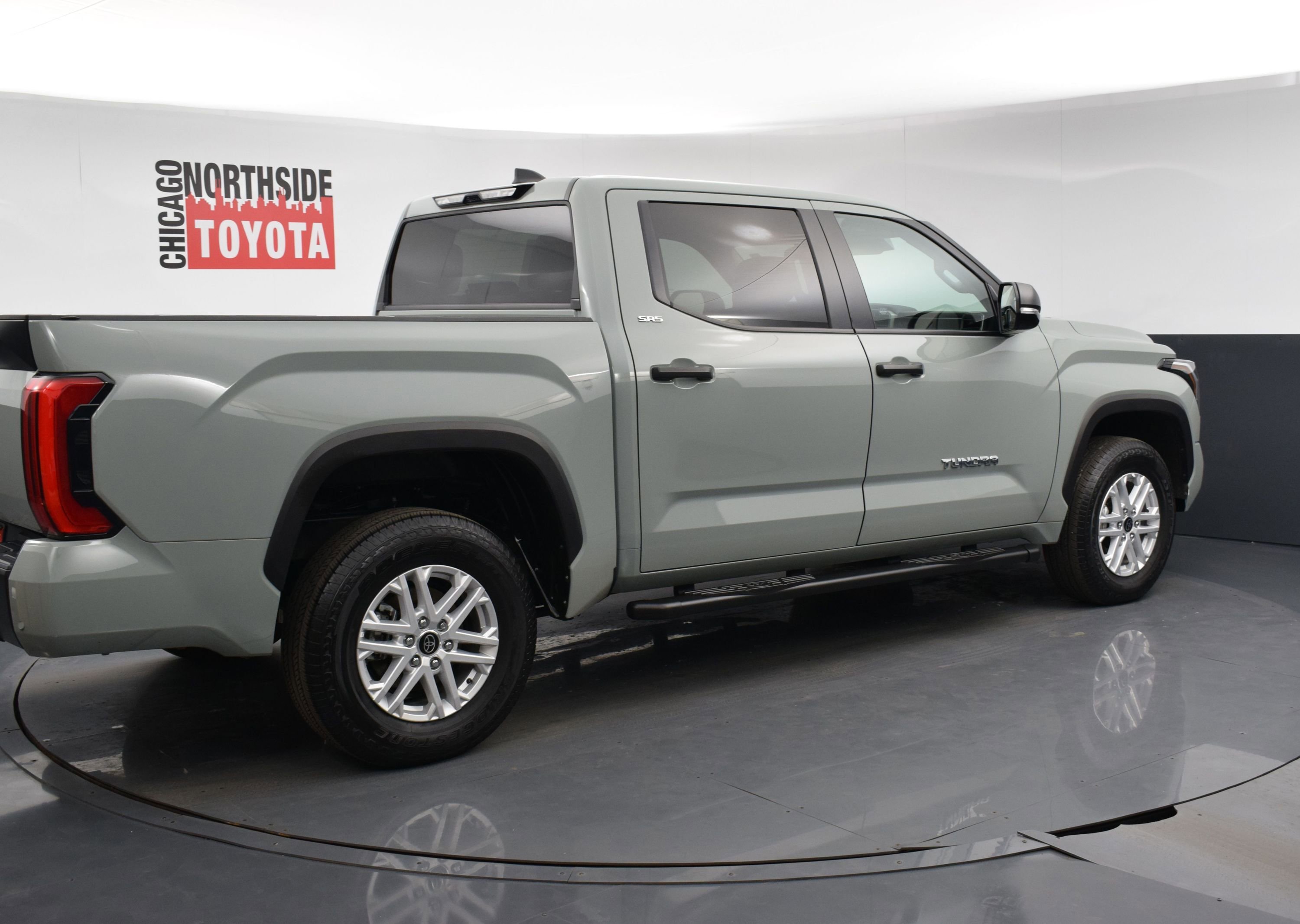 Used 2024 Toyota Tundra SR5 w/ SR5 Convenience Package image 4