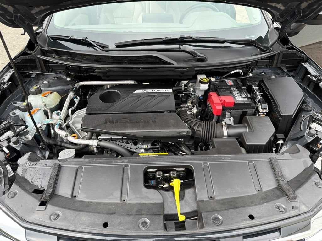 Used 2025 Nissan Rogue SV AWD/4WD image 35