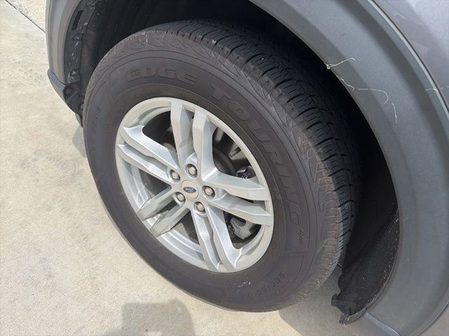 Used 2021 Ford Explorer XLT w/ Equipment Group 202A AWD/4WD image 30