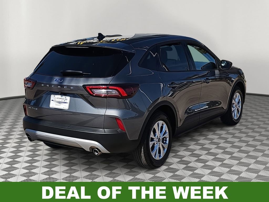 Used 2025 Ford Escape Active image 3