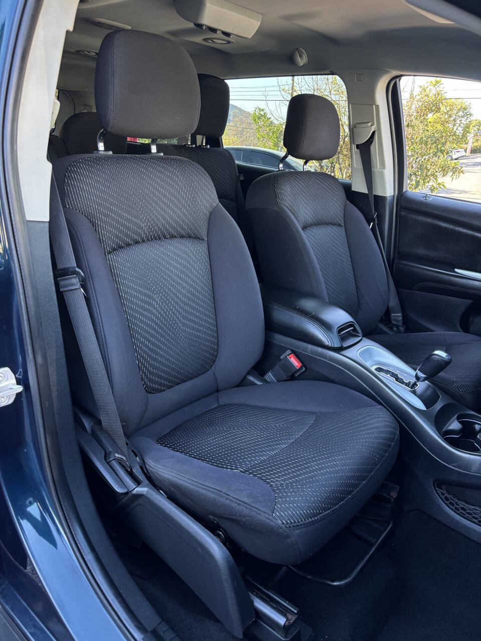 Used 2014 Dodge Journey SXT w/ Flexible Seating Group image 17