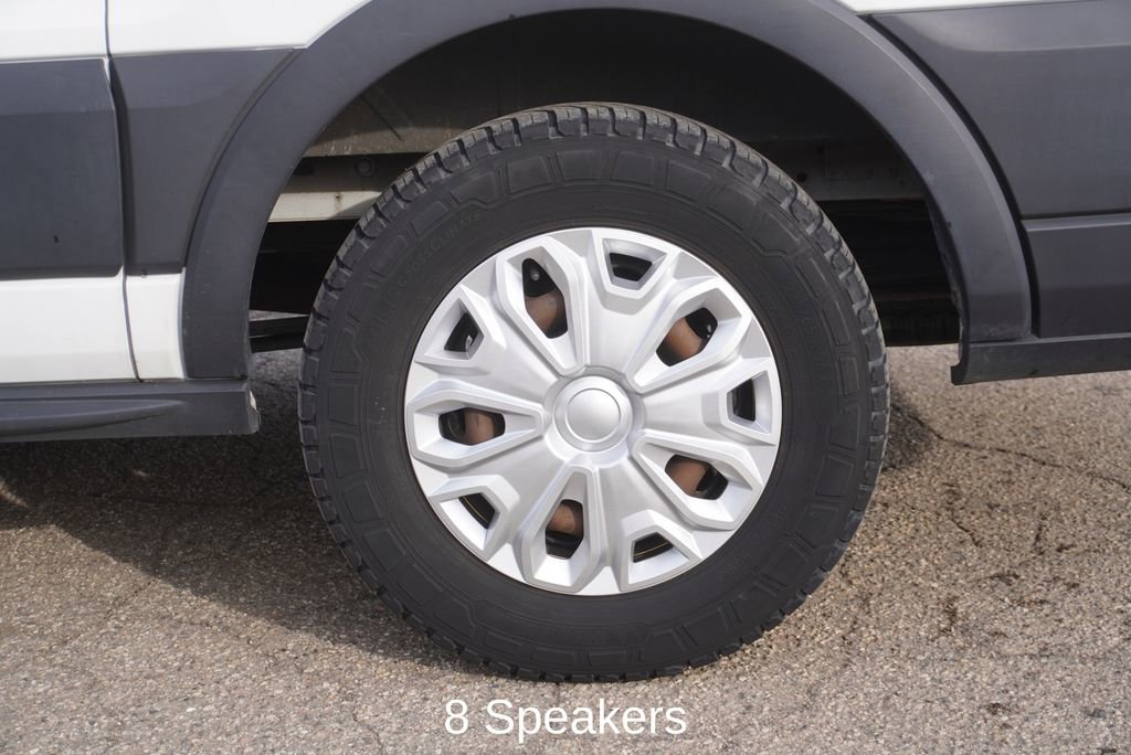 Used 2019 Ford Transit 150 XLT image 5