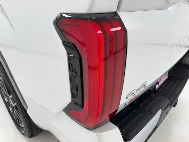 Used 2022 Toyota Tundra Limited image 35