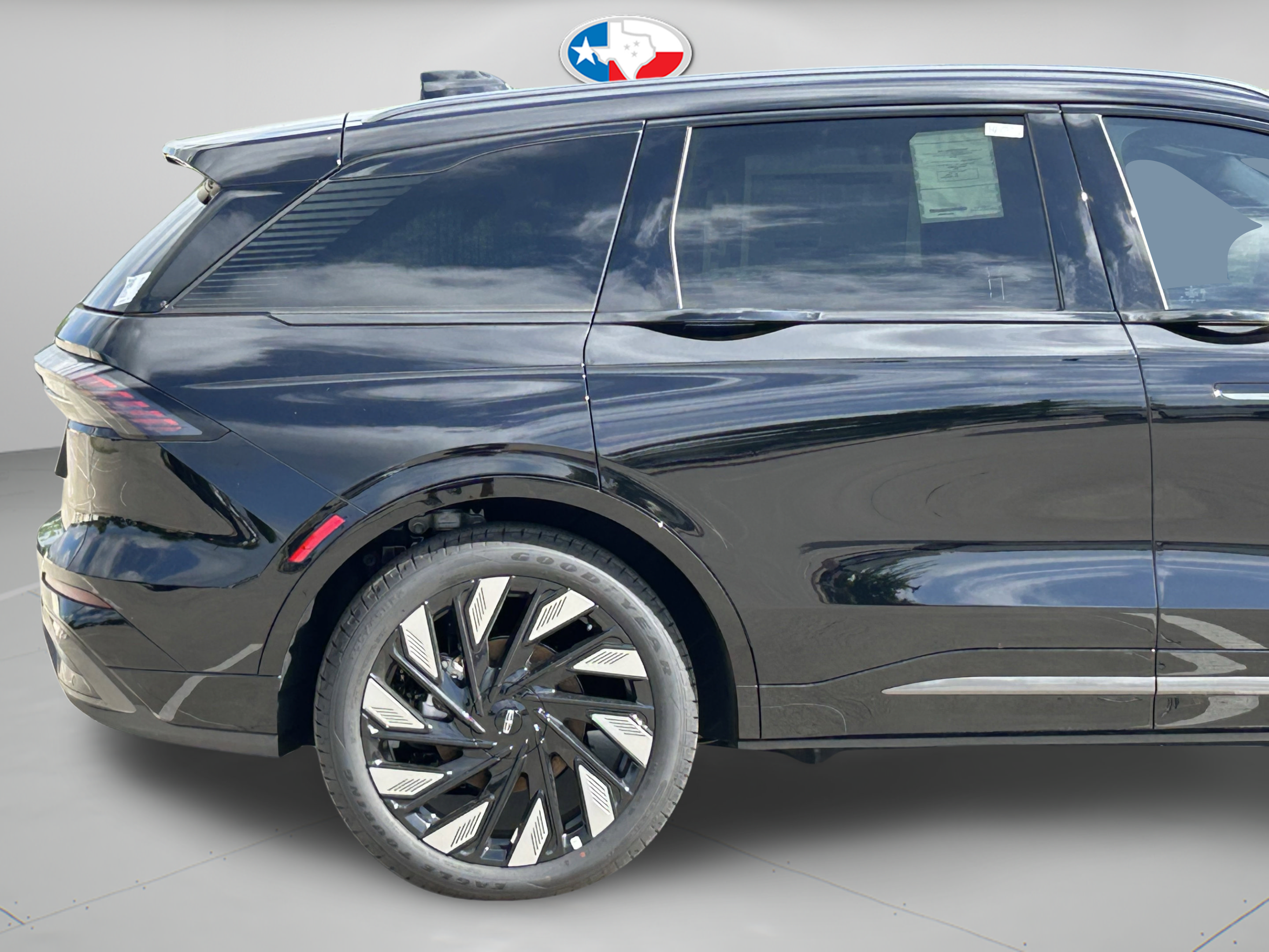 New 2026 Lincoln Nautilus Reserve w/ Jet Appearance Package AWD/4WD image 29