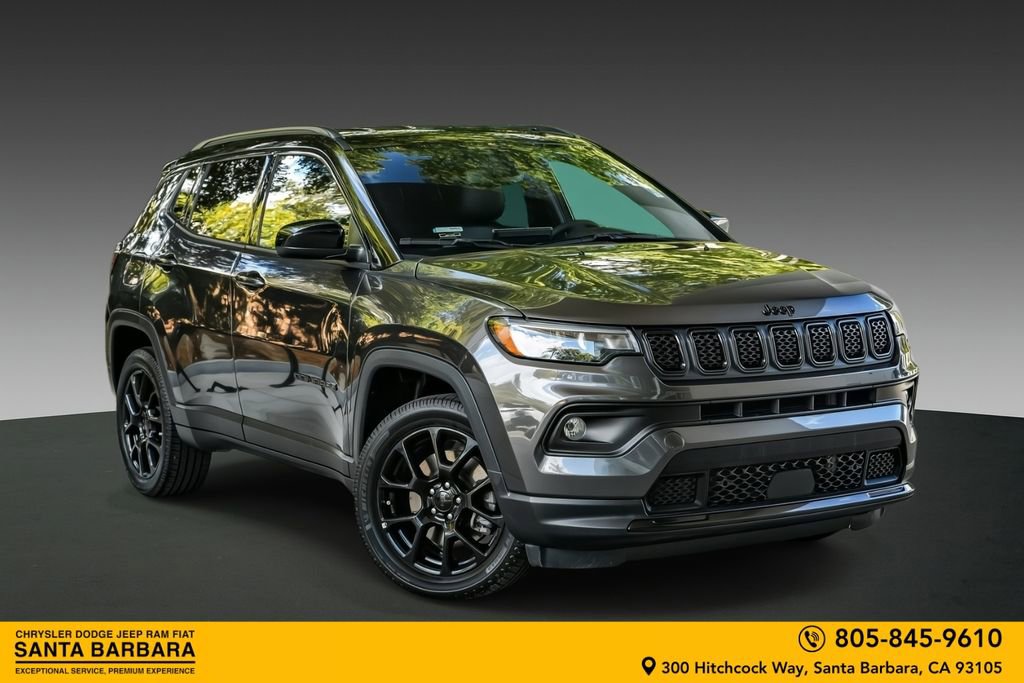 Used 2023 Jeep Compass Altitude image 1
