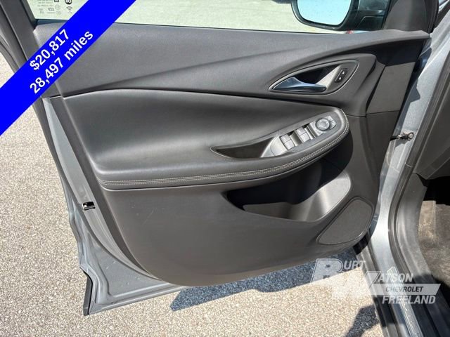 Used 2023 Buick Encore GX Select w/ Safety Package II AWD/4WD image 11