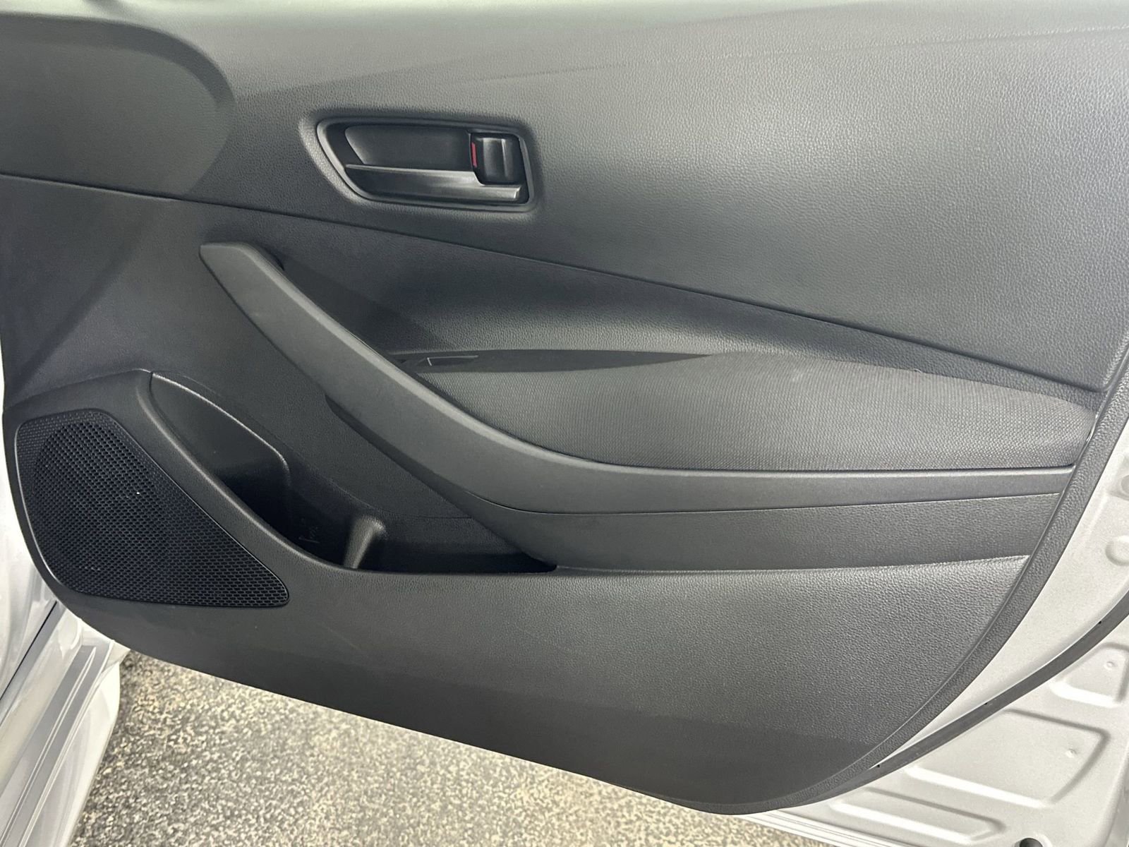 Used 2023 Toyota Corolla LE image 33