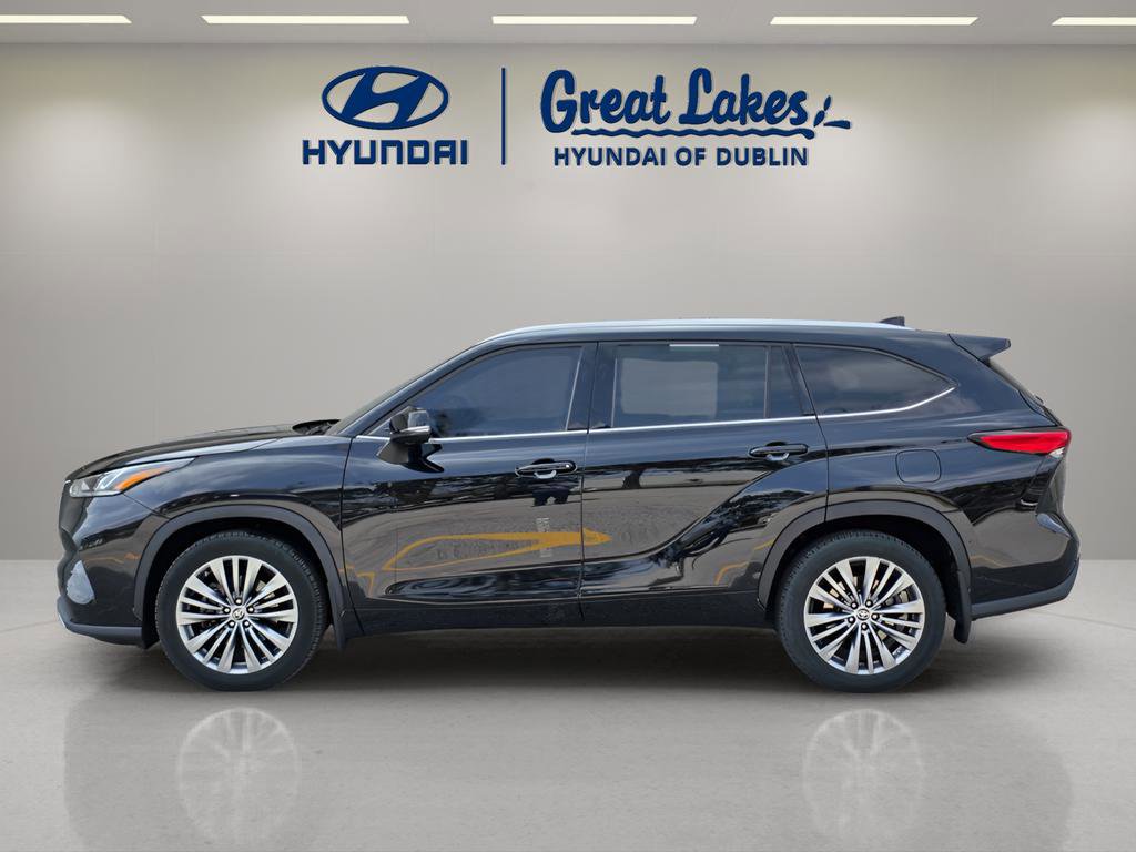 Used 2020 Toyota Highlander Platinum image 2