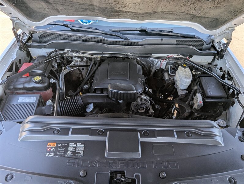 Used 2015 Chevrolet Silverado 2500 W/T AWD/4WD image 20