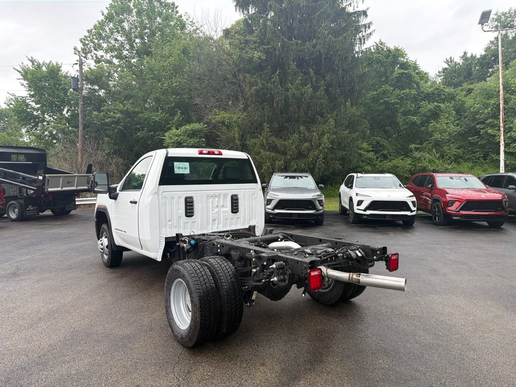 Used 2026 GMC Sierra 3500 Pro w/ Fleet Convenience Package AWD/4WD image 5