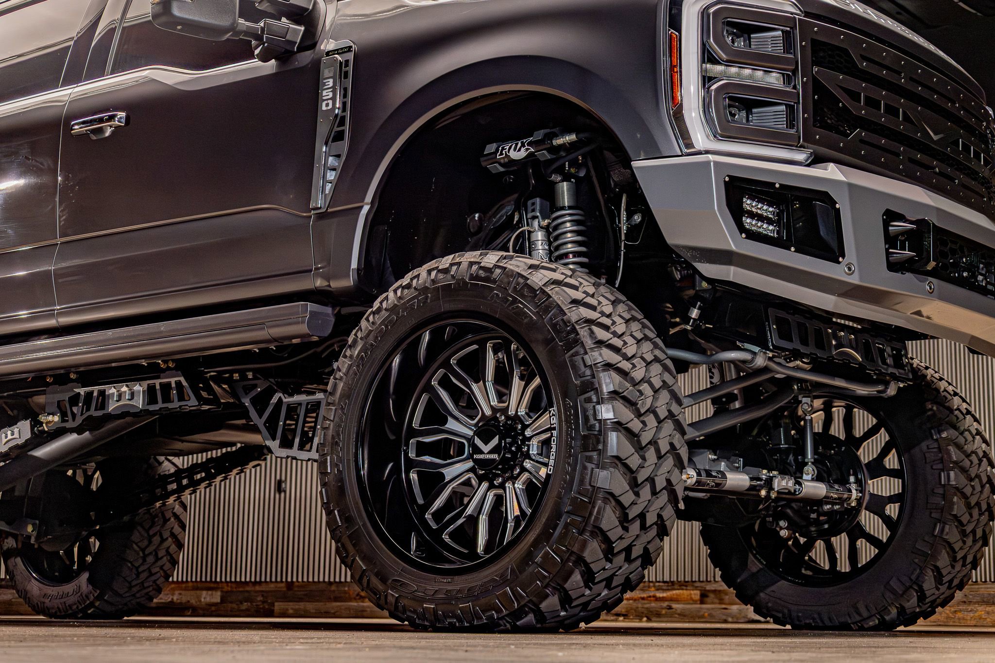 Used 2024 Ford F350 Platinum AWD/4WD image 16